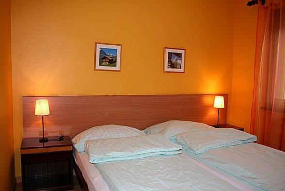 Motel Au Gros Pre Delemont Ruang foto